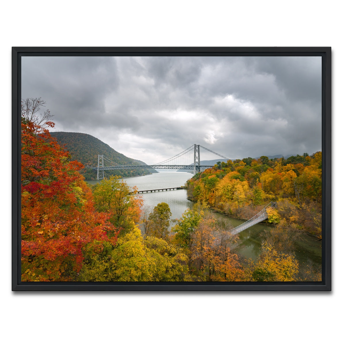 AUTO-MOCKUP WHITE | Bear mountain | 1 Piece | Black Framed Canvas | group=4x3