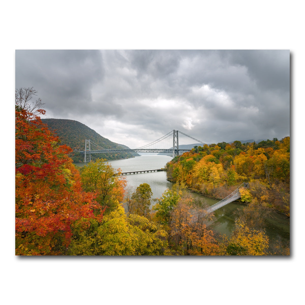 AUTO-MOCKUP WHITE | Bear mountain | 1 Piece | Gallery Wrap Canvas | group=4x3