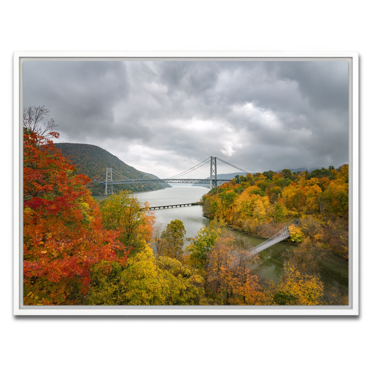 AUTO-MOCKUP WHITE | Bear mountain | 1 Piece | White Framed Canvas | group=4x3