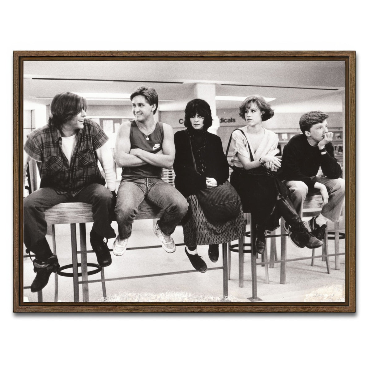 AUTO-MOCKUP WHITE | Breakfast Club | 1 Piece | Walnut Framed Canvas | group=4x3