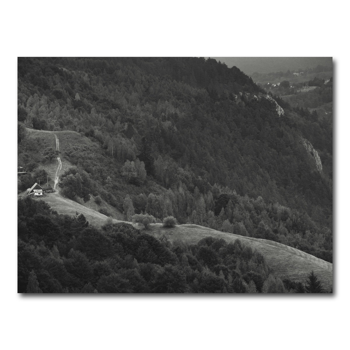 AUTO-MOCKUP WHITE | Romania Hill | 1 Piece | Gallery Wrap Canvas | group=4x3